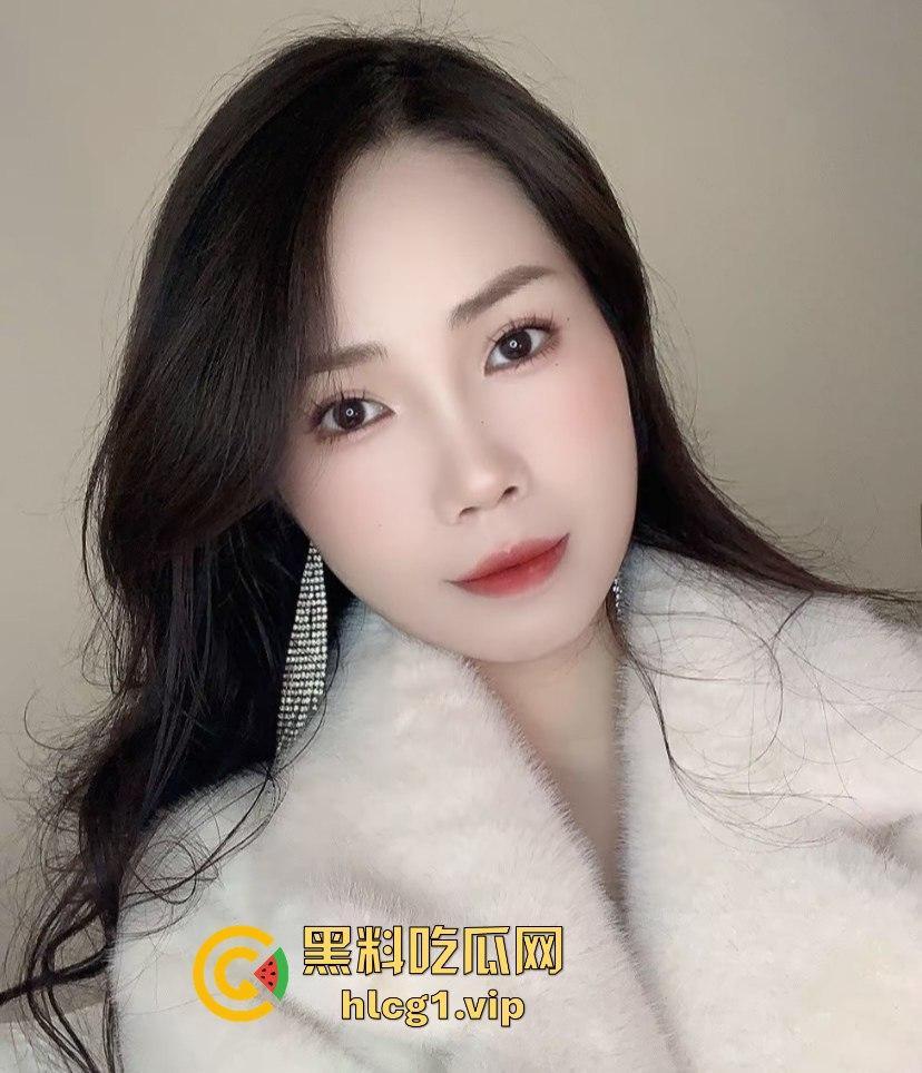 抖音网红菲尔裸舞视频曝光！高端定制漏脸顶B，风韵少妇性感魅力无法抵挡！-3